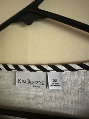 Kim Rogers Curvy Heather Light Gray Sweater Top with Black Trim